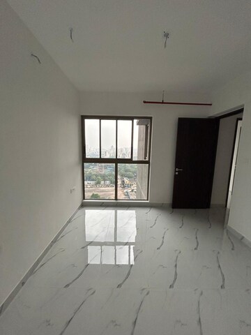 Room in 2 BHK Apartment at Raymond The Address, Pokhran Road No Two – for Rent