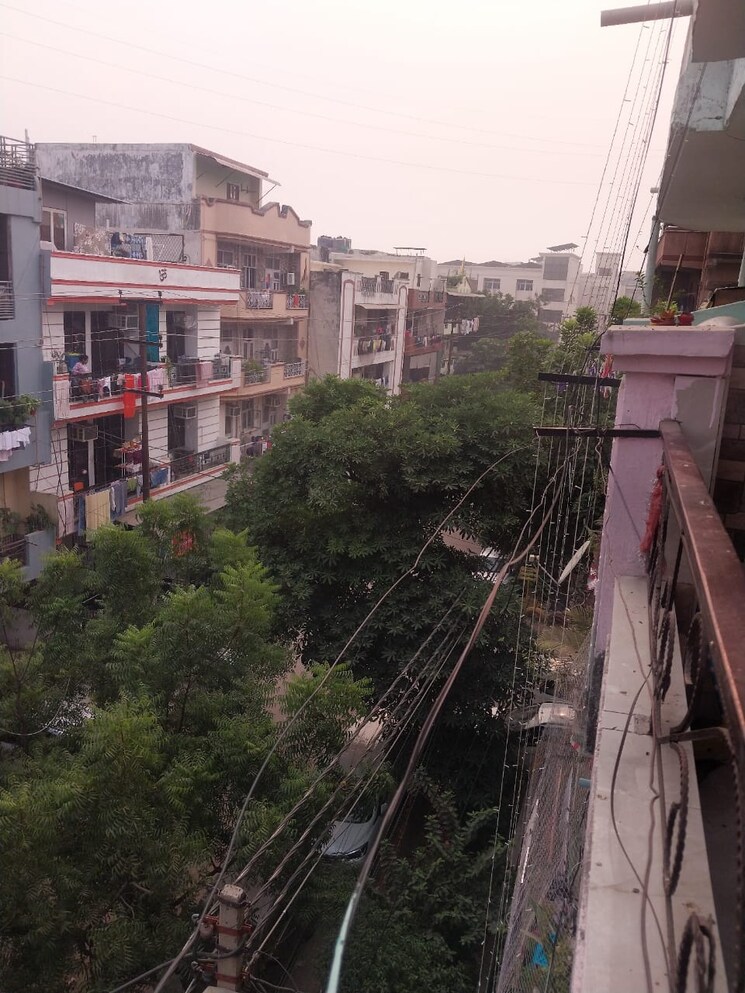 Balcony, vaishali sector 6 1 RK 452 Sq.Ft. Apartment In Vaishali Sector 6 Ghaziabad 9779376