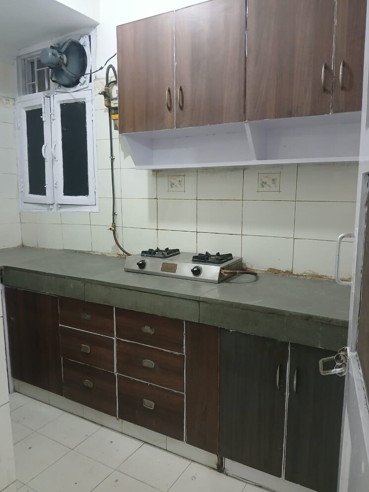 Kitchen, vasant kunj 1 Bedroom 550 Sq.Ft. Apartment In Vasant Kunj Delhi 9779418