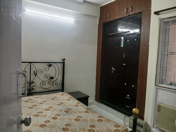 Bedroom, vasant kunj 1 Bedroom 550 Sq.Ft. Apartment In Vasant Kunj Delhi 9779418
