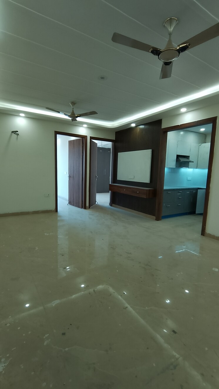 Room, satbari 3 Bedroom 1080 Sq.Ft. Builder Floor In Satbari Delhi 9779523
