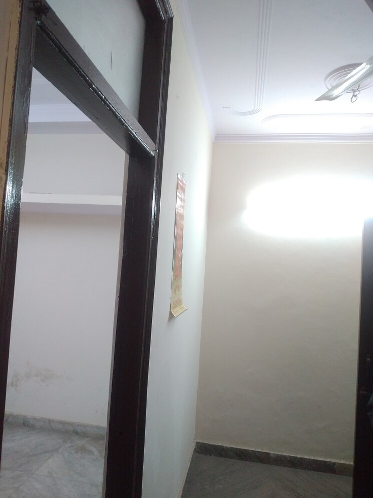 undefined, govindpuri 1.5 Bedroom 35 Sq.Yd. Builder Floor In Govindpuri Delhi 9779617