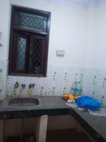 Living Room in 1.5 BHK Builder Floor at Govindpuri – for Rent