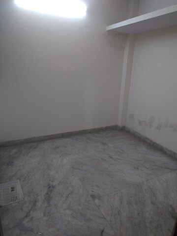 Room in 1.5 BHK Builder Floor at Govindpuri – for Rent