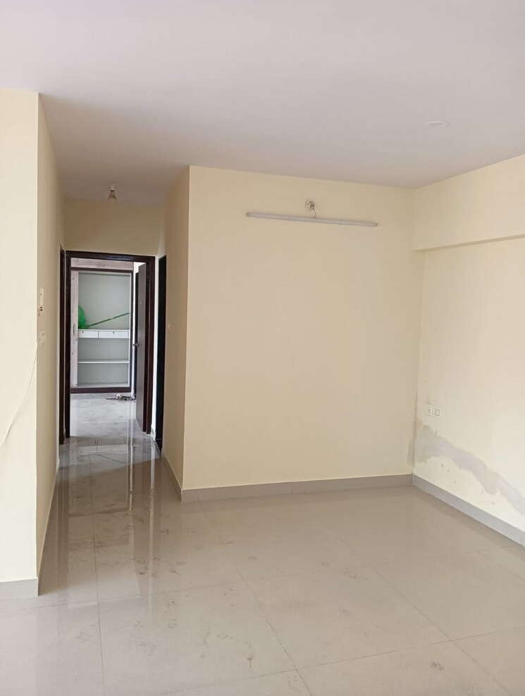 Room, rajnigandha-chs-vasant-vihar 3 Bedroom 1000 Sq.Ft. Apartment In Vasant Vihar Thane 9779732
