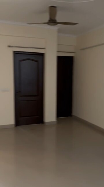 Room in 3 BHK Apartment at Shree Energy Classic Residency, Raj Nagar Extension – for Sale