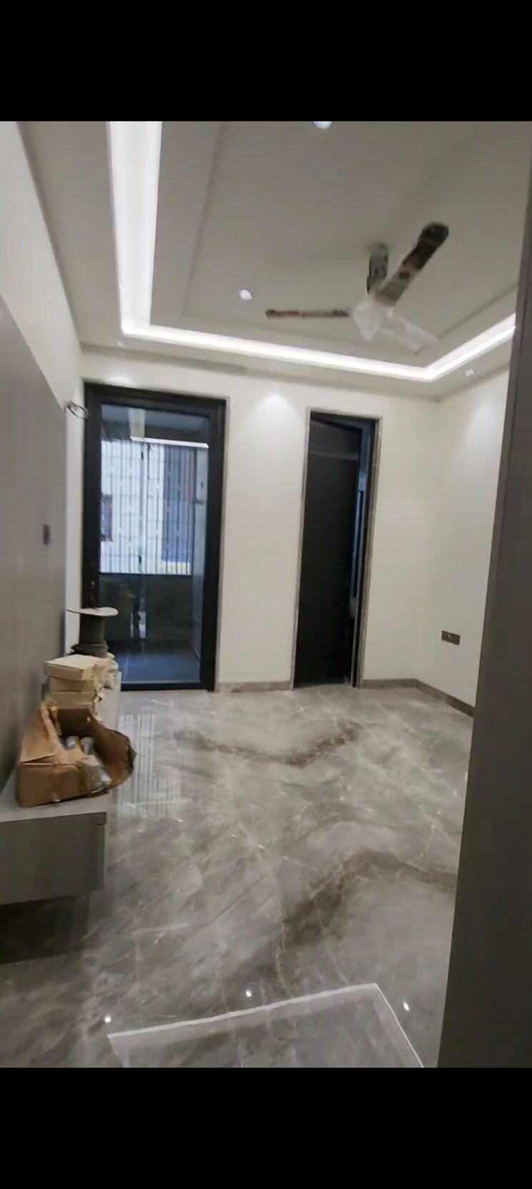 Living Room, pitampura 3 Bedroom 1350 Sq.Ft. Apartment In Pitampura Delhi 9779829