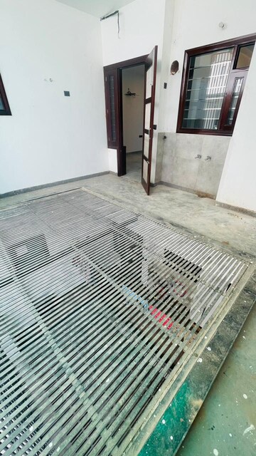 Bathroom in 3 BHK Builder Floor at Parklands, Sector 85 – for Rent