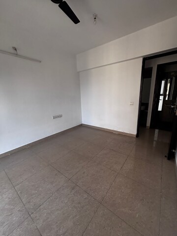 3 BHK Apartment For Rent in The Wadhwa Platina, Kolshet Road