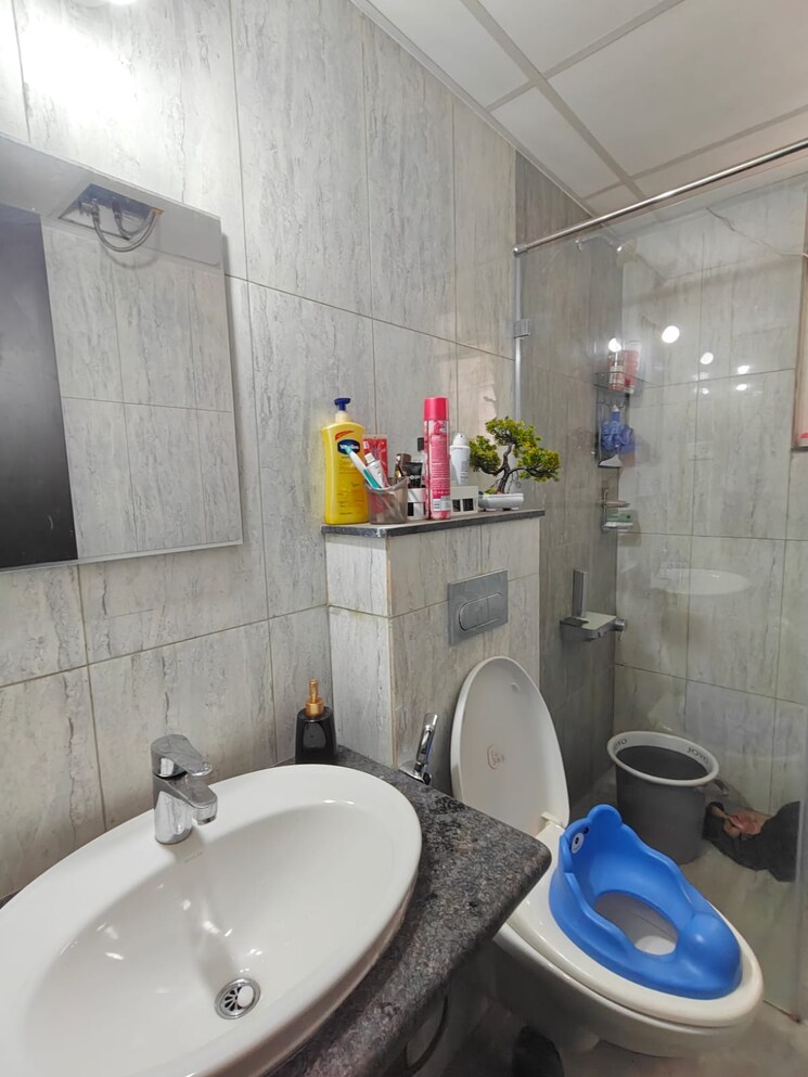 Bathroom, kolte-patil-life-republic 3 Bedroom 980 Sq.Ft. Apartment In Hinjewadi Pune 9779967
