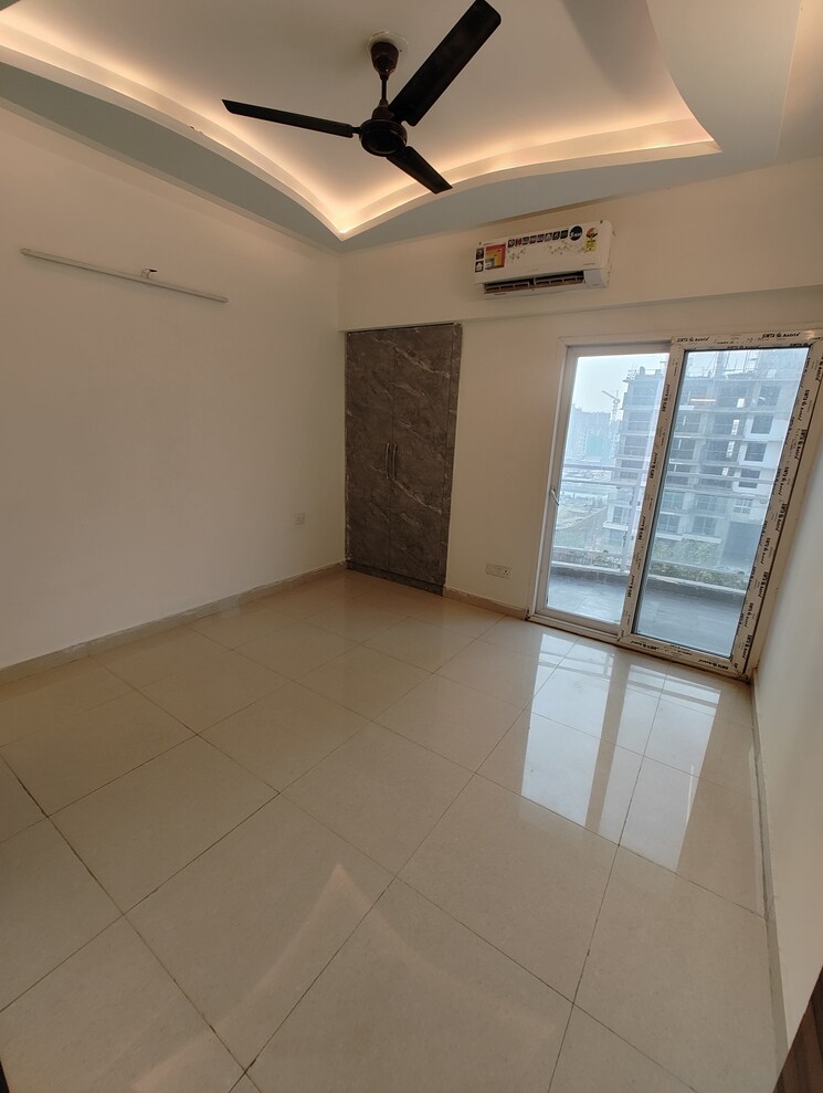 Bedroom, samridhi-luxuriya-avenue 3 Bedroom 1395 Sq.Ft. Apartment In Sector 150 Noida 9779963