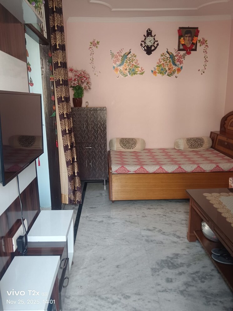 Bedroom, kalkaji 2 Bedroom 800 Sq.Ft. Builder Floor In Kalkaji Delhi 9779985