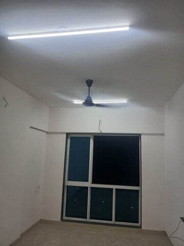 Furnished Amenities in 3 BHK Apartment at Shreeji Atlantis, Malad West – for Rent