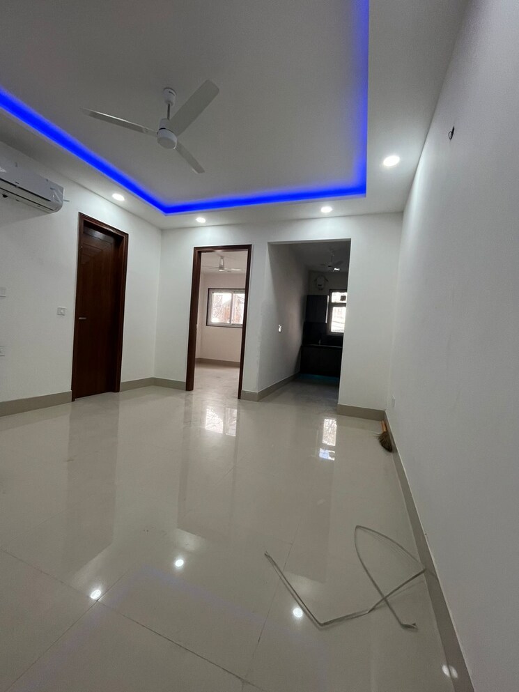 undefined, saket 3 Bedroom 1200 Sq.Ft. Builder Floor In Saket Delhi 9780215