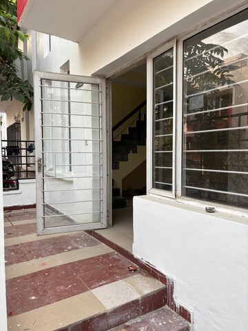 Balcony in 3 BHK Villa at Ansal Golf Vista, Sushant Golf City – for Rent