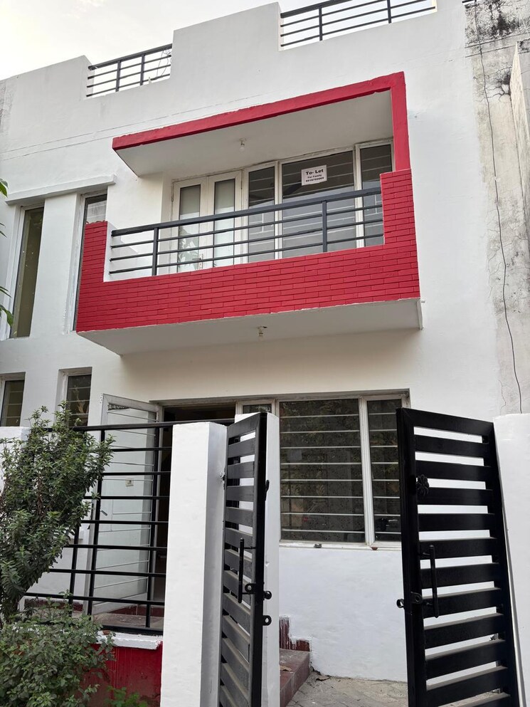 Cover Image, ansal-golf-vista 3 Bedroom 1500 Sq.Ft. Villa In Sushant Golf City Lucknow 9780209