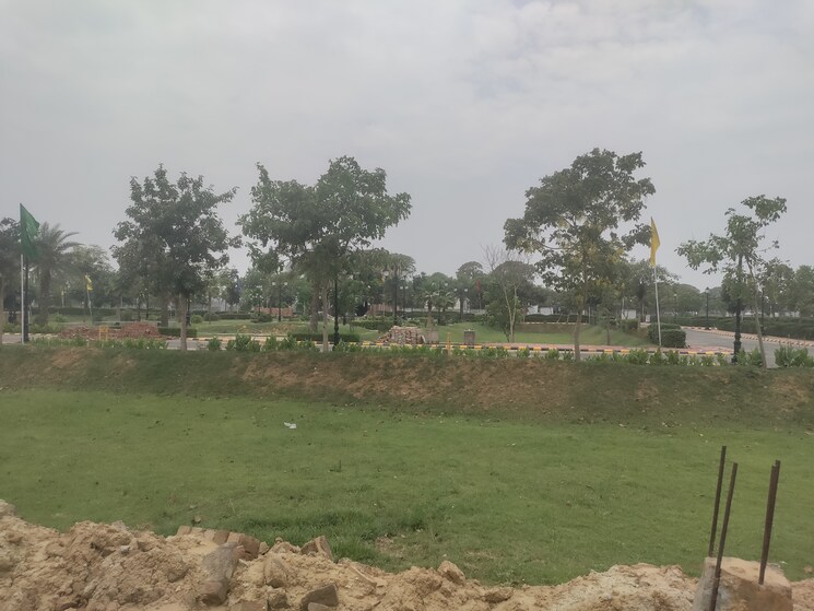 undefined, sector 77  179 Sq.Yd. Plot In Sector 77 Faridabad 9780380