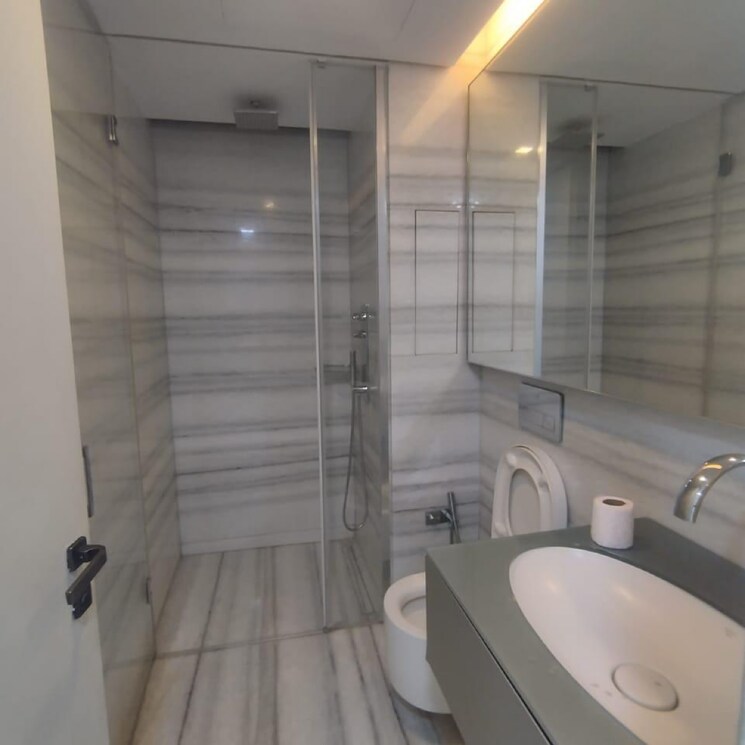 Bathroom, lodha-world-crest 4 Bedroom 2250 Sq.Ft. Apartment In Empire Mill Mumbai 9780587