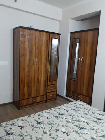 Bedroom in 2 BHK Apartment at Amrapali Golf Homes, Sector 4 Greater Noida – for Rent