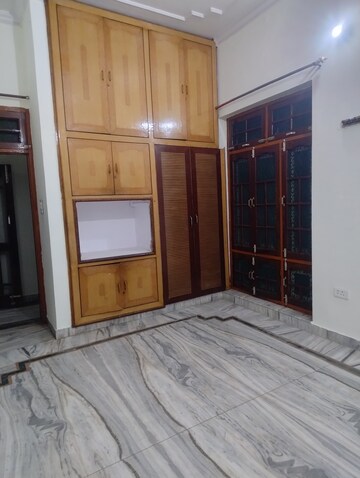 Staircase in 3 BHK Independent House at Vibhuti Khand – for Rent