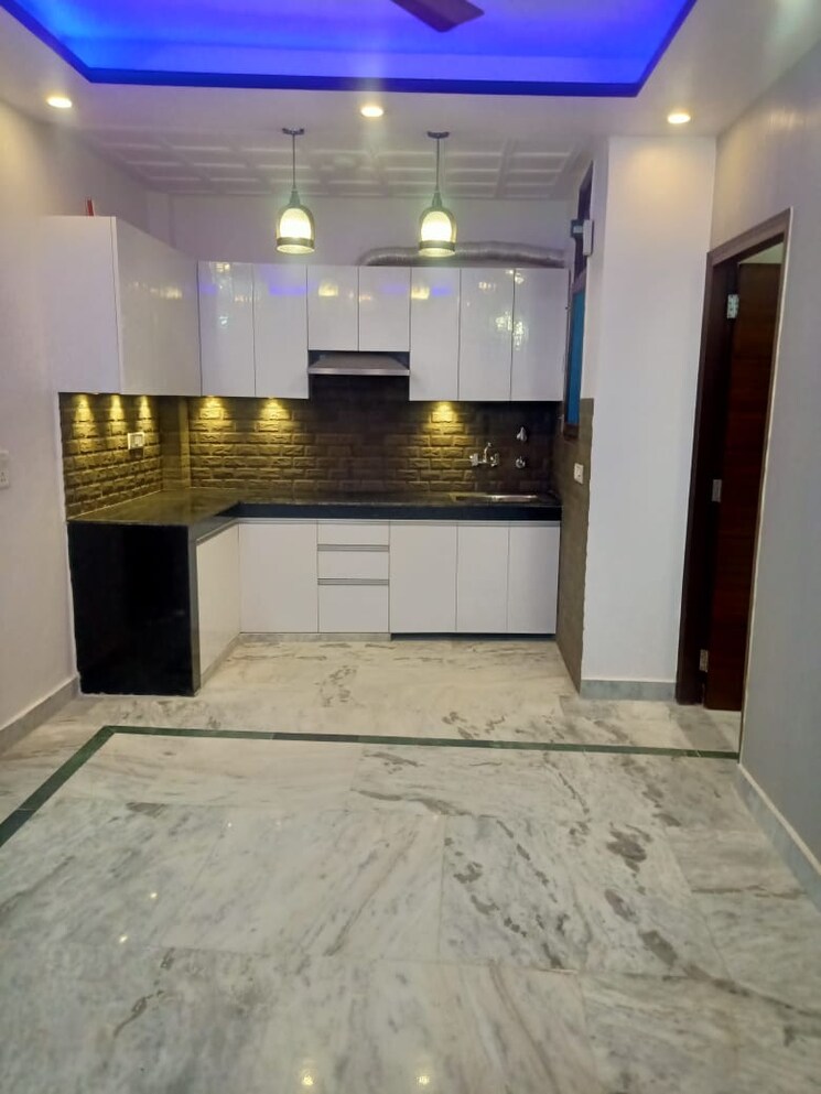 Living Room, khirki extension 2 Bedroom 75 Sq.Yd. Builder Floor In Khirki Extension Delhi 9780973