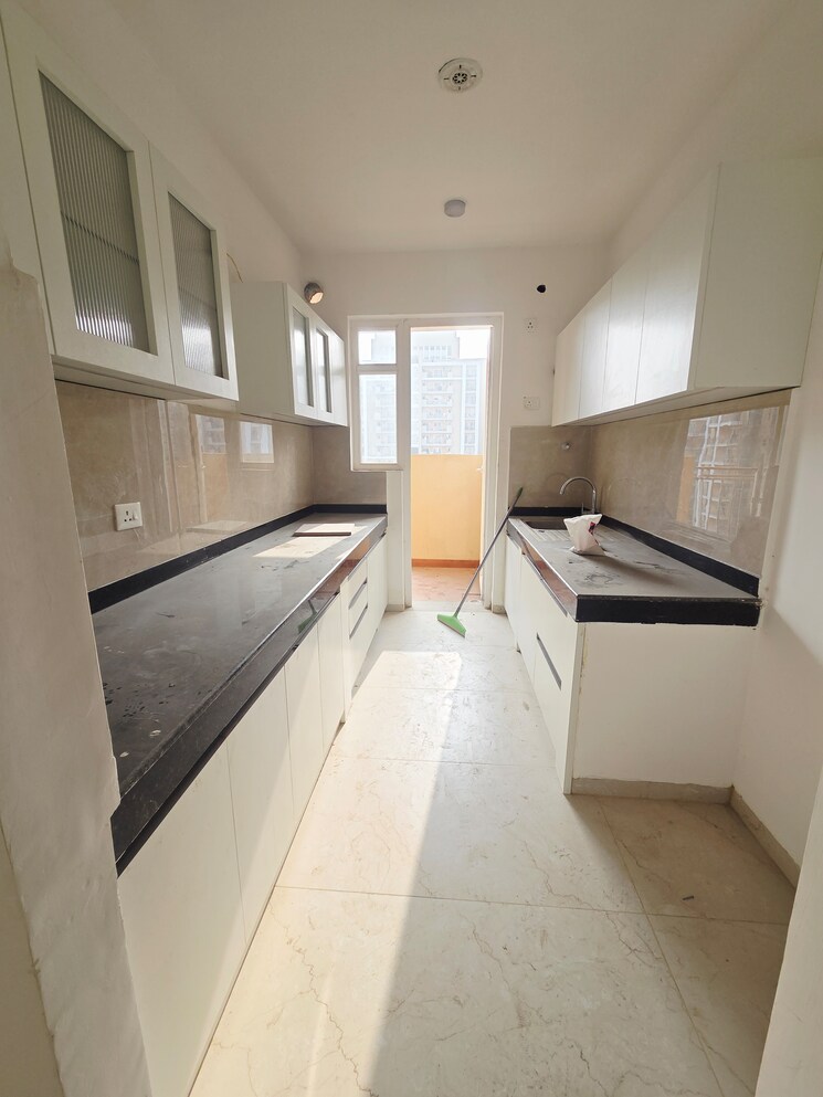 Kitchen, rishita-manhattan 3 Bedroom 1611 Sq.Ft. Apartment In Gomti Nagar Lucknow 9781048