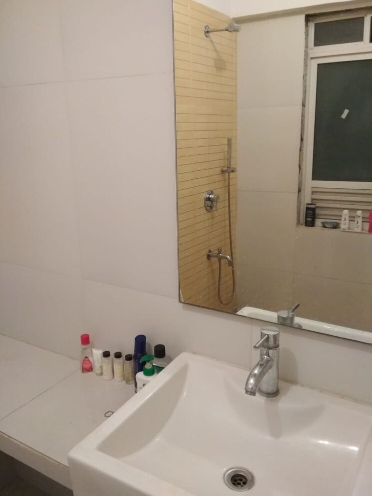 Bathroom, group-seven-rushi-heights 3 Bedroom 1000 Sq.Ft. Apartment In Goregaon East Mumbai 9781171