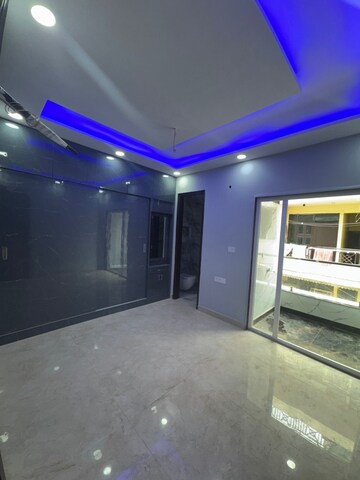 Room in 2 BHK Builder Floor at Tagore Garden Extension – for Sale