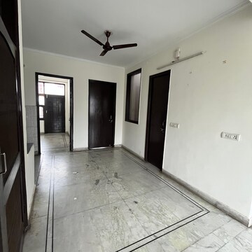 Room in 2 BHK Builder Floor at Sector 47 – for Rent