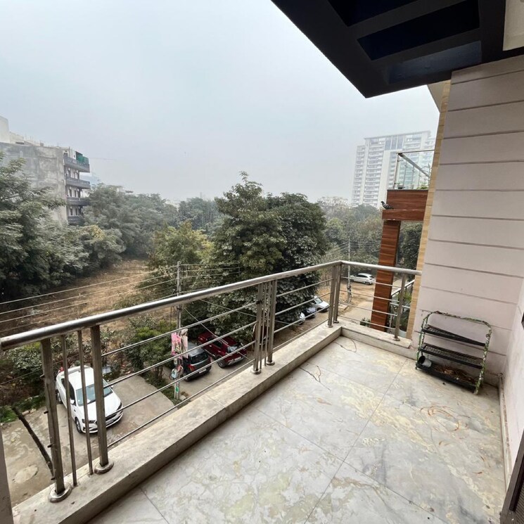 Balcony, sector 47 2 Bedroom 200 Sq.Yd. Builder Floor In Sector 47 Gurgaon 9781213