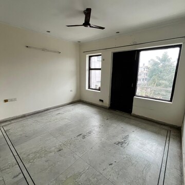 Room in 2 BHK Builder Floor at Sector 47 – for Rent