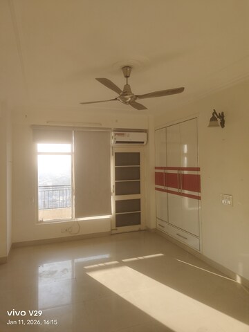 3 BHK Apartment For Rent in Omaxe The Nile, Sector 49