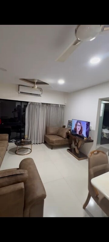 2 BHK Apartment For Rent in Andheri East