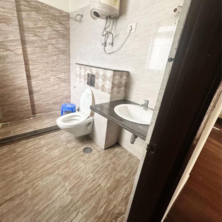 Bathroom, nk-sharma-savitry-greens 3 Bedroom 1840 Sq.Ft. Apartment In Vip Road Zirakpur 9781239