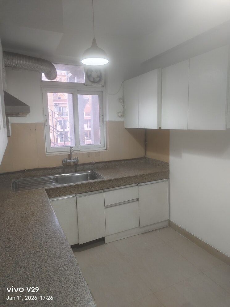 Kitchen, emaar-emerald-floors-premier 3 Bedroom 1750 Sq.Ft. Apartment In Sector 65 Gurgaon 9781252