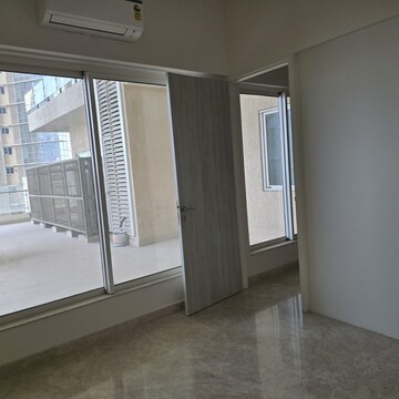 Room in 3 BHK Apartment at Indiabulls Sky Forest, Dighe Nagar – for Rent