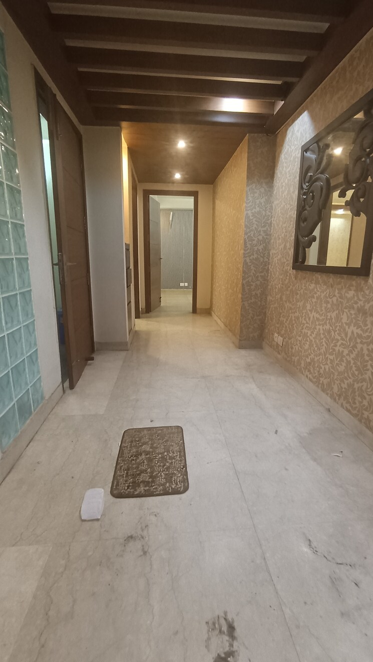 undefined, greater kailash i 3 Bedroom 250 Sq.Yd. Builder Floor In Greater Kailash I Delhi 9781364