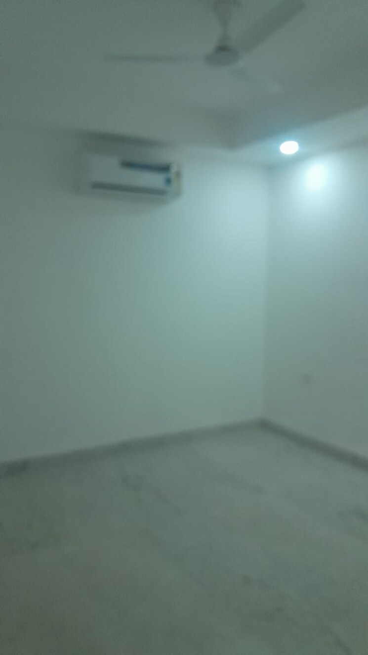 Room, unitech-south-city-ii 3 Bedroom 1800 Sq.Ft. Builder Floor In Sector 50 Gurgaon 9781380