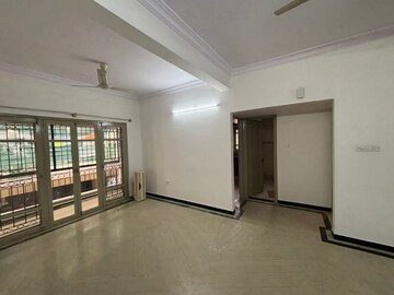 Room in 2 BHK Apartment at Canopy Camelot, Richmond Town – for Rent