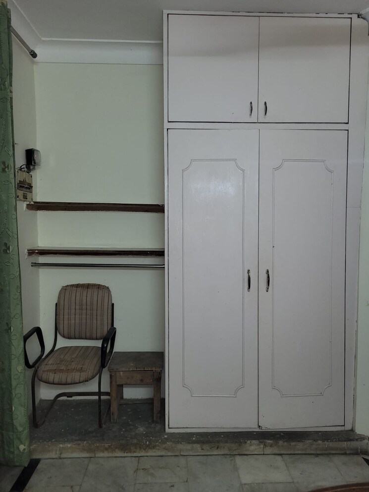 Bathroom, palam vihar 1 Bedroom 700 Sq.Ft. Builder Floor In Palam Vihar Gurgaon 9781535