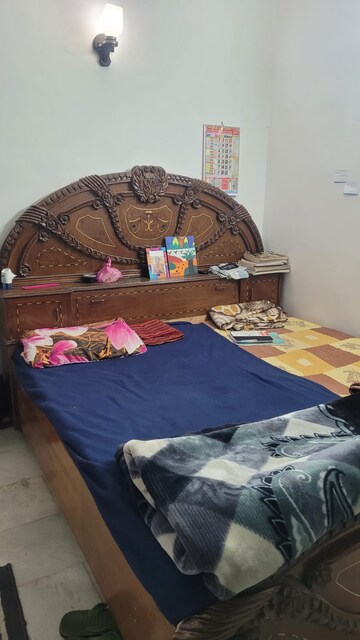 Bedroom in 1 BHK Builder Floor at Palam Vihar – for Rent