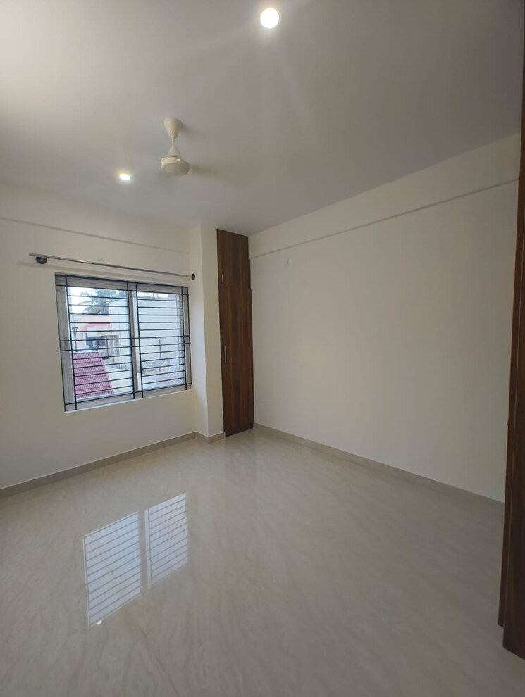 Room, dsr-divine 2 Bedroom 1300 Sq.Ft. Builder Floor In New Thippasandra Bangalore 9781578