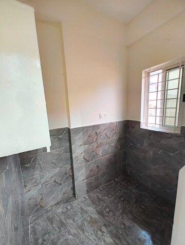 Room in 2 BHK Apartment at Prabhu Kunj Indiranagar, Indiranagar – for Rent