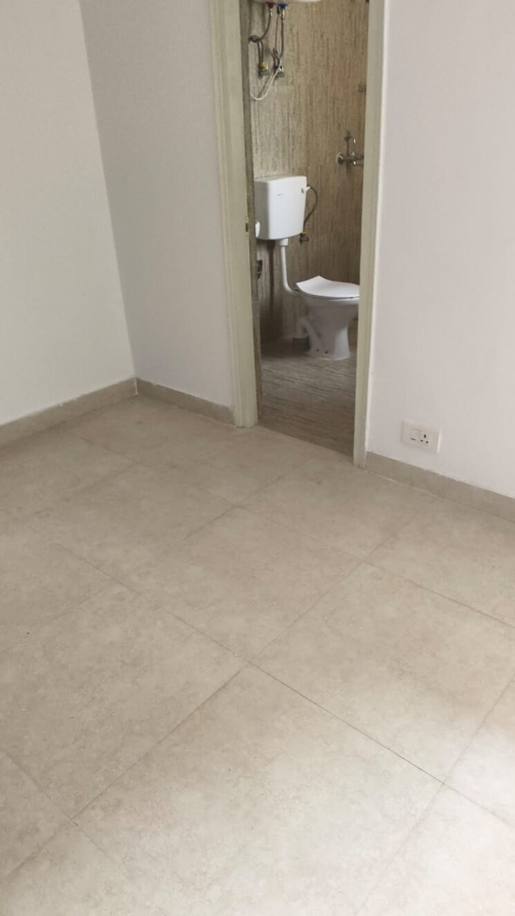 Bedroom, tashee-capital-gateway 3 Bedroom 1874 Sq.Ft. Apartment In Sector 111 Gurgaon 9781605