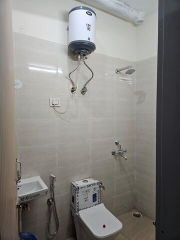 Bathroom in 1 BHK Builder Floor at Hong Kong Bazaar, Sector 57 – for Rent