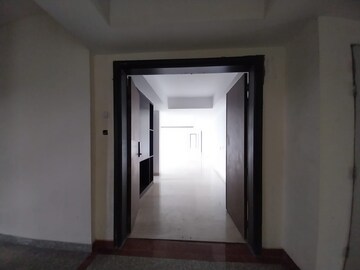 Room in 3 BHK Apartment at Tulip Orange, Sector 70 – for Rent