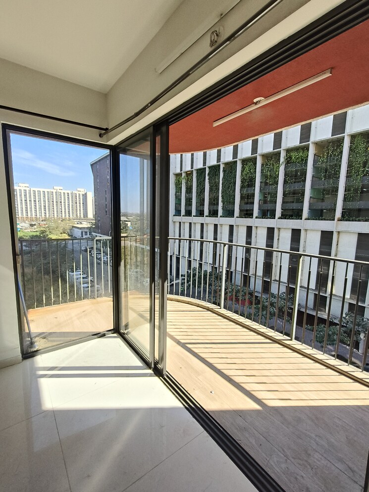 Balcony, lodha-lakeshore-greens 2.5 Bedroom 738 Sq.Ft. Apartment In Dombivli East Thane 9781650