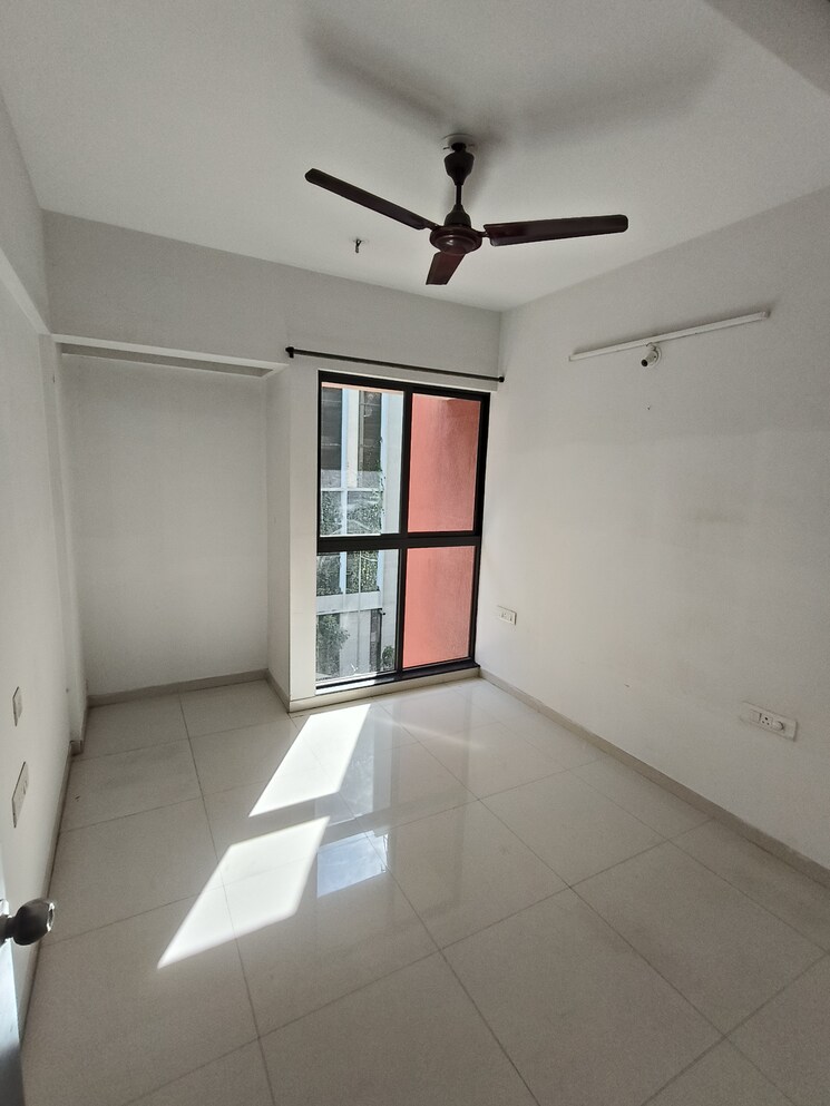 Room, lodha-lakeshore-greens 2.5 Bedroom 738 Sq.Ft. Apartment In Dombivli East Thane 9781651