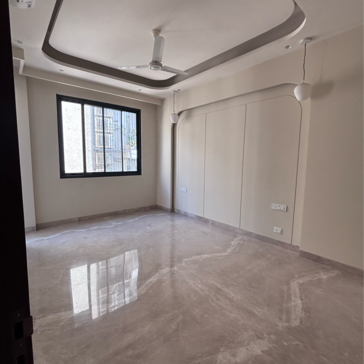 Room, hauz khas 3 Bedroom 200 Sq.Yd. Builder Floor In Hauz Khas Delhi 9781665