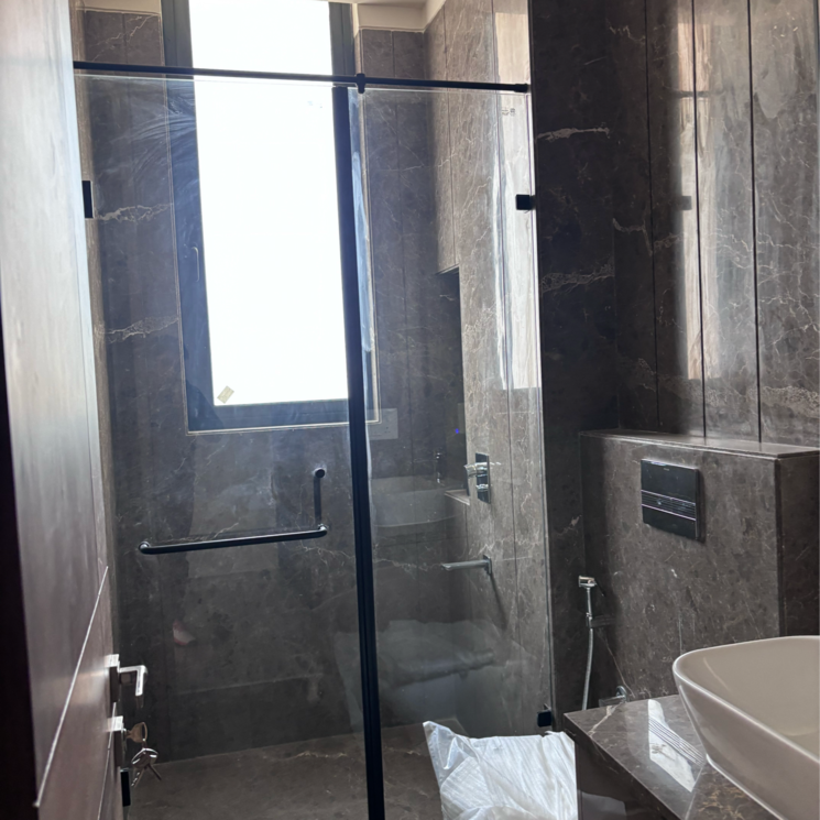 Bathroom, hauz khas 3 Bedroom 200 Sq.Yd. Builder Floor In Hauz Khas Delhi 9781665